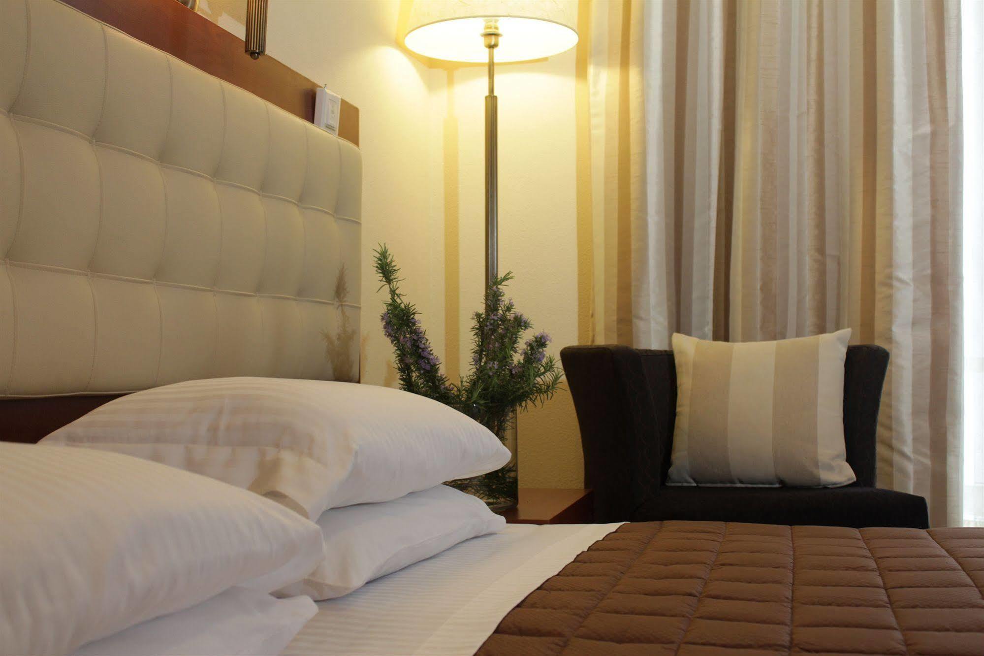 Tourist Boutique Hotel アルゴストリオン エクステリア 写真